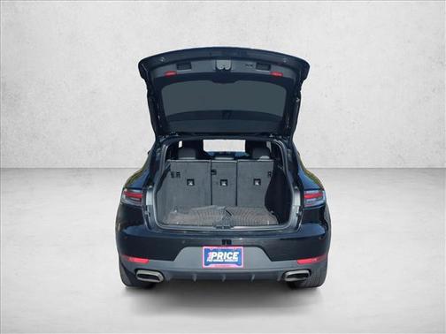 2021 Porsche Macan AWD