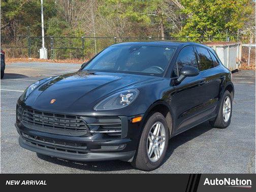 2021 Porsche Macan AWD