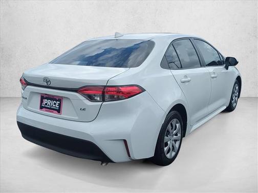 Ice Cap 2024 Toyota Corolla LE