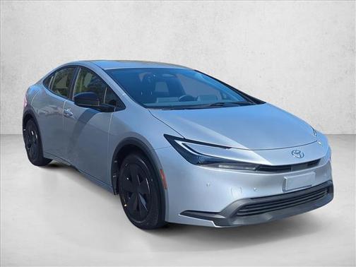 2025 Toyota Prius LE