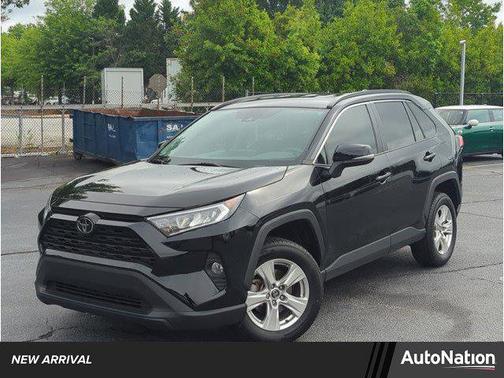 2020 Toyota RAV4 XLE