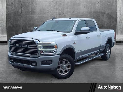 2022 RAM 2500 Laramie Crew Cab 4x4 6'4' Box