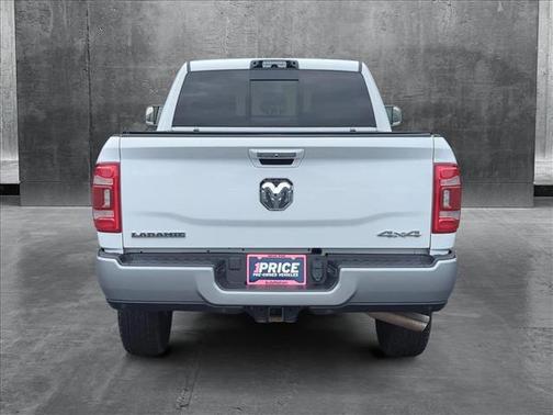 2022 RAM 2500 Laramie Crew Cab 4x4 6'4' Box