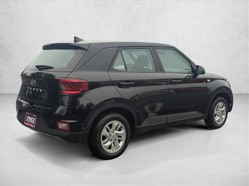 2022 Hyundai VENUE SE