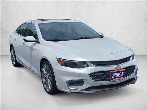 Iridescent Pearl Tricoat 2018 Chevrolet Malibu Premier