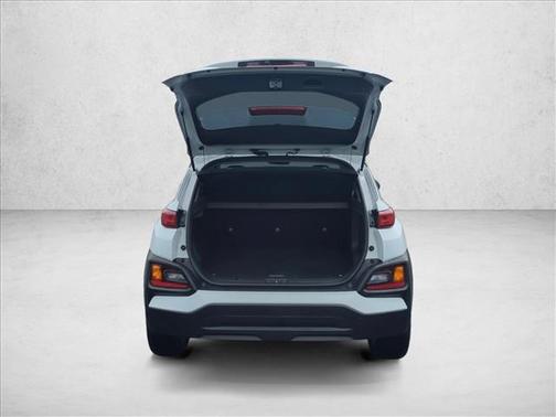 Chalk White 2021 Hyundai KONA SEL Plus