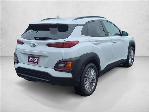 Chalk White 2021 Hyundai KONA SEL Plus