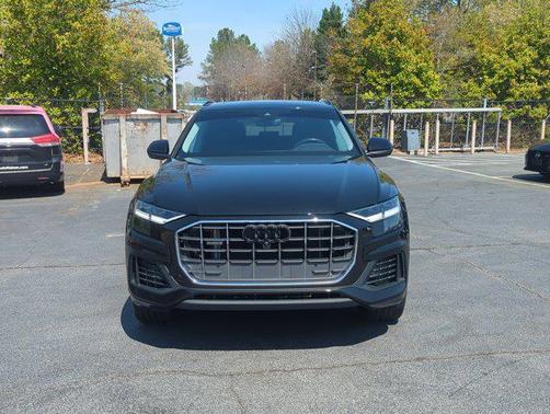 2022 Audi Q8 55 Premium