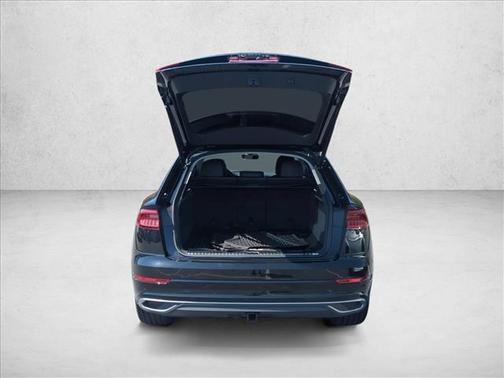 Mythos Black Metallic 2022 Audi Q8 55 Premium