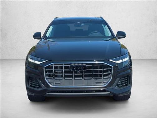Mythos Black Metallic 2022 Audi Q8 55 Premium