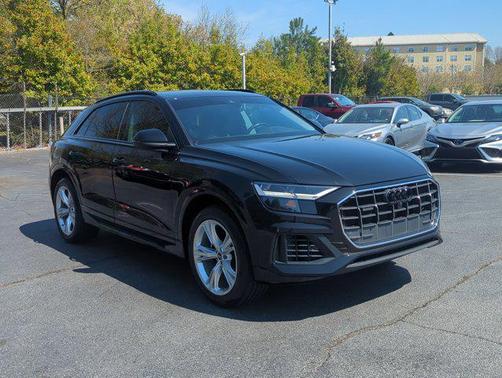 2022 Audi Q8 55 Premium
