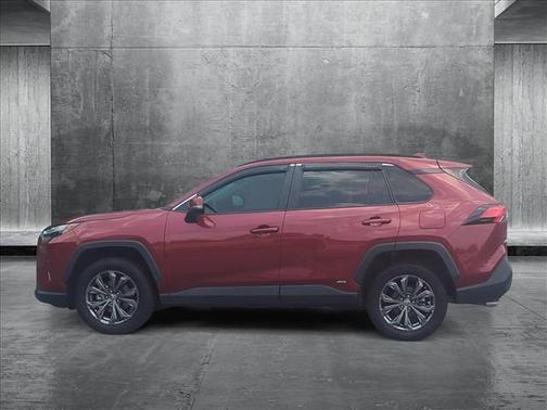 2022 Toyota RAV4 Hybrid XLE Premium