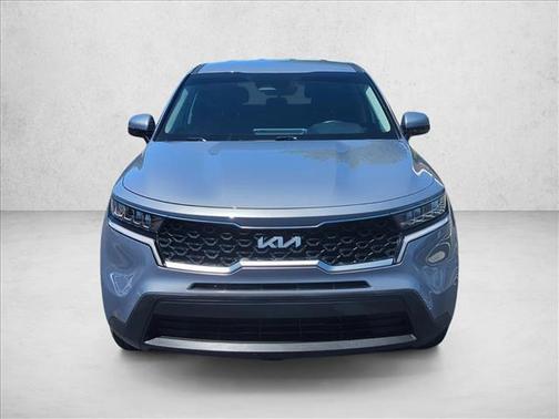Everlasting Silver 2022 Kia Sorento LX