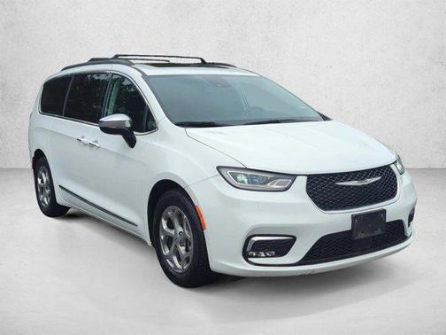 Bright White Clearcoat 2023 Chrysler Pacifica Limited