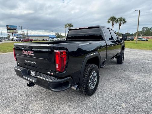 2022 GMC Sierra 2500 AT4