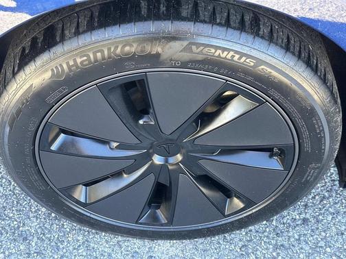 2024 Tesla Model 3 Long Range