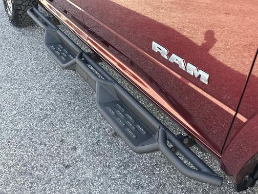 2020 RAM 2500 Laramie Mega Cab 4X4 6'4' Box