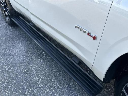 2021 GMC Yukon 4WD AT4