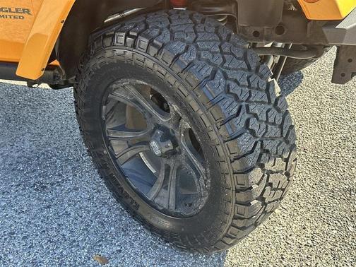 2012 Jeep Wrangler Unlimited Sahara