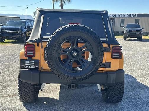 2012 Jeep Wrangler Unlimited Sahara