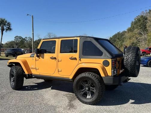2012 Jeep Wrangler Unlimited Sahara