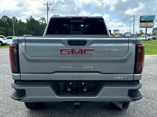 2024 GMC Sierra 2500 AT4
