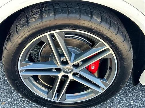 2018 Audi SQ5 3.0T Premium Plus