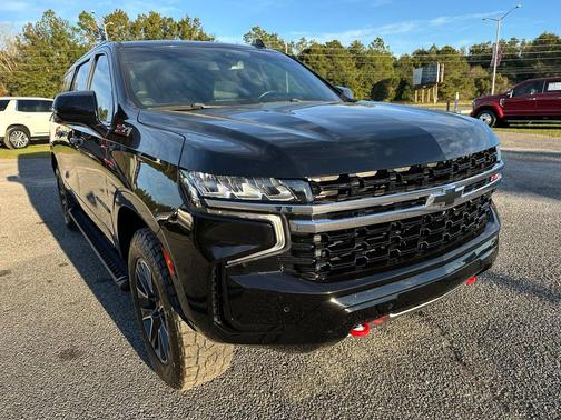 2022 Chevrolet Suburban 4WD Z71