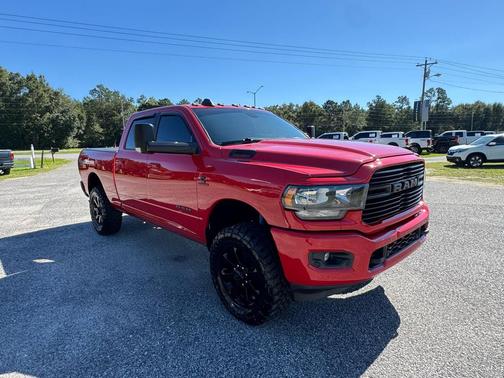 2020 RAM 2500 Big Horn Crew Cab 4X4 6'4' Box