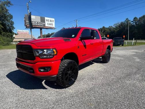 2020 RAM 2500 Big Horn Crew Cab 4X4 6'4' Box