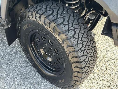 2024 INEOS Grenadier AWD