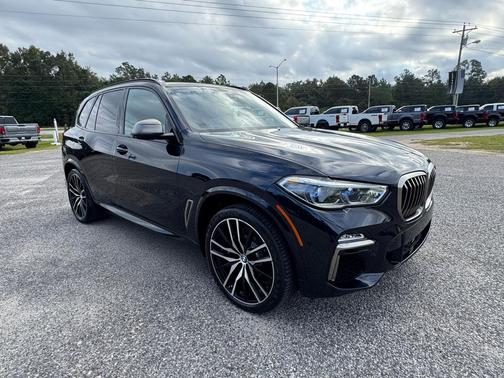 2020 BMW X5 M50i