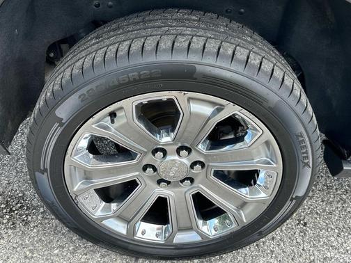 2017 GMC Yukon XL Denali