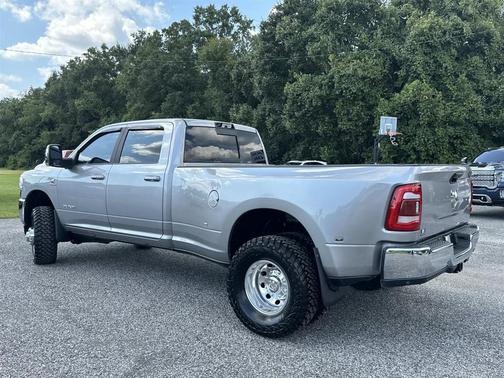 2023 RAM 3500 Laramie Crew Cab 4x4 8' Box