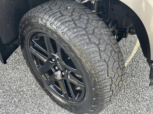 2022 Chevrolet Silverado 1500 Custom Trail Boss