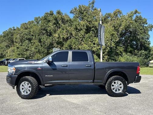 2022 RAM 2500 Laramie Crew Cab 4x4 6'4' Box