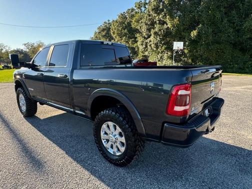 2022 RAM 2500 Laramie Crew Cab 4x4 6'4' Box