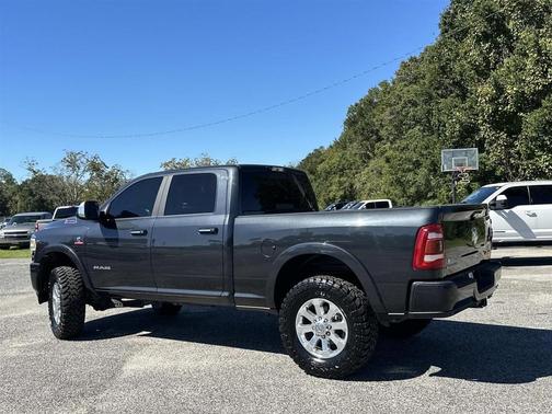 2022 RAM 2500 Laramie Crew Cab 4x4 6'4' Box