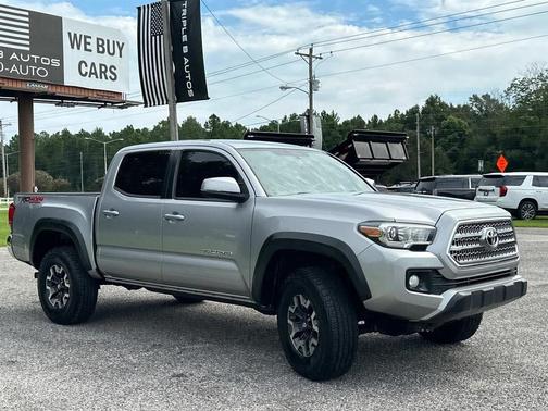 2017 Toyota Tacoma SR5