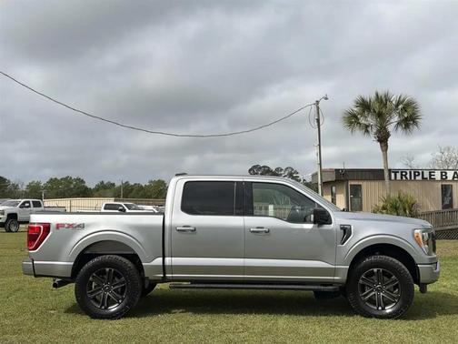 Iconic Silver Metallic 2022 Ford F-150 XLT