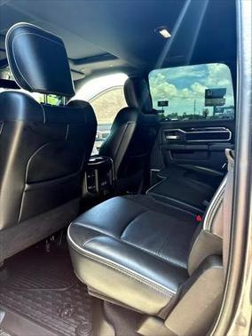 2021 RAM 2500 Laramie Crew Cab 4x4 6'4' Box
