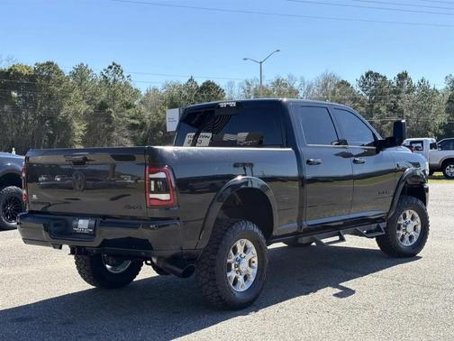 2019 RAM 2500 Laramie Crew Cab 4x4 6'4' Box