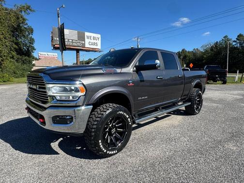 2022 RAM 2500 Laramie Crew Cab 4x4 6'4' Box