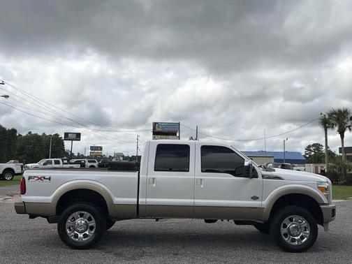 Oxford White 2011 Ford F-250 XL