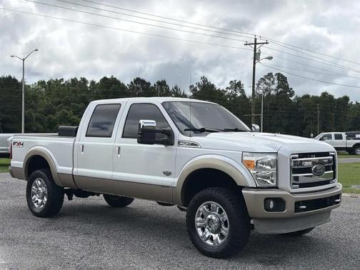 Oxford White 2011 Ford F-250 XL