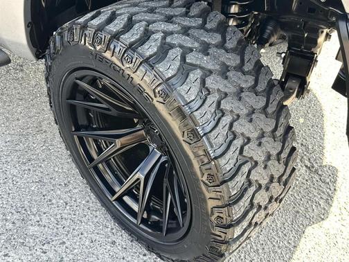 2025 RAM 1500 Warlock Crew Cab 4x4 5'7' Box