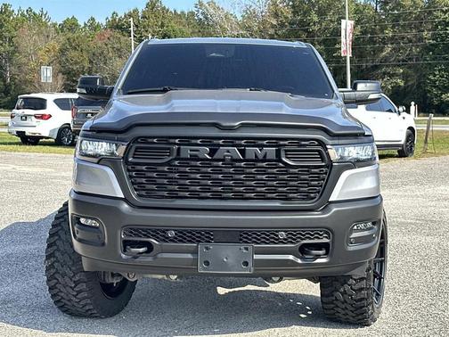 2025 RAM 1500 Warlock Crew Cab 4x4 5'7' Box