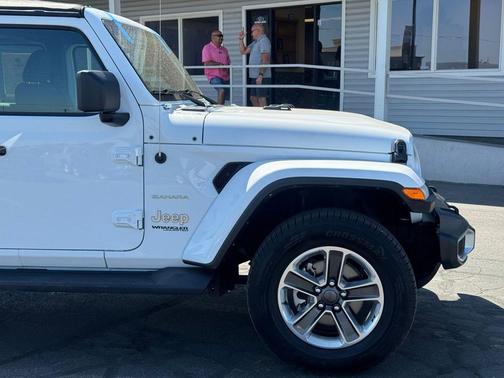 2022 Jeep Wrangler Unlimited Sahara