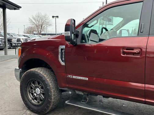 2017 Ford F-350 Lariat