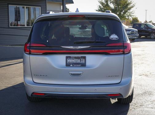 2022 Chrysler Pacifica Limited